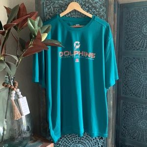 ✨NEW ITEM✨ Dolphins shirt